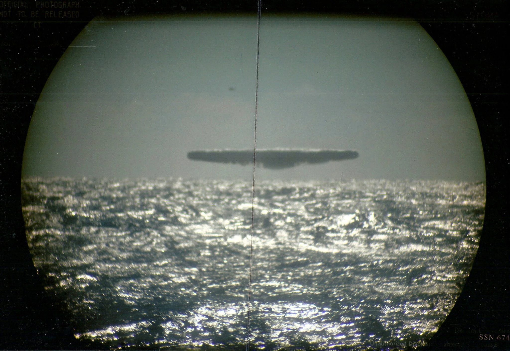 1971 USS Trepang SSN-674 UFO photograph
